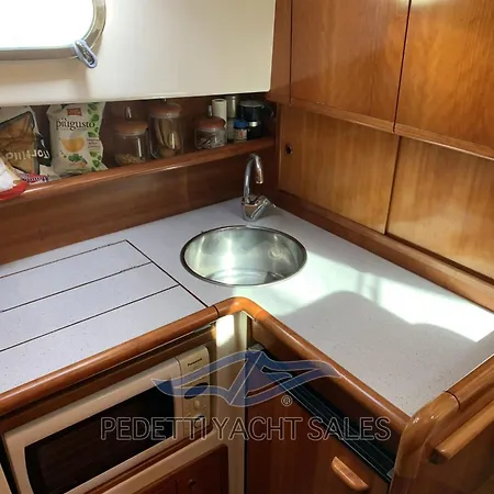 Boat And Breakfast
